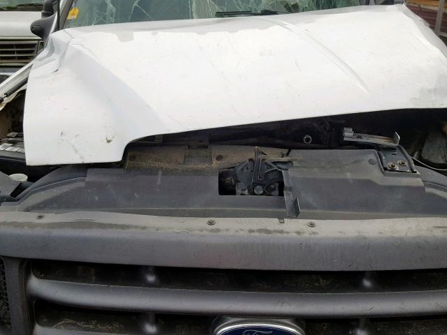 1FDAF56FX3EB13727 - 2003 FORD F550 SUPER WHITE photo 7