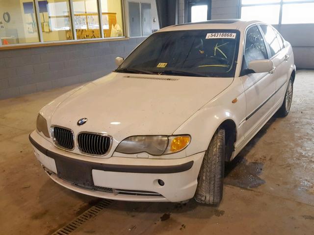 WBAEW53442PG16567 - 2002 BMW 330 XI WHITE photo 2