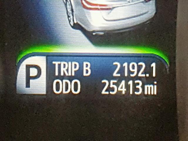 4T1BK1EB8HU259001 - 2017 TOYOTA AVALON XLE SILVER photo 8