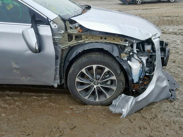 4T1BK1EB8HU259001 - 2017 TOYOTA AVALON XLE SILVER photo 9
