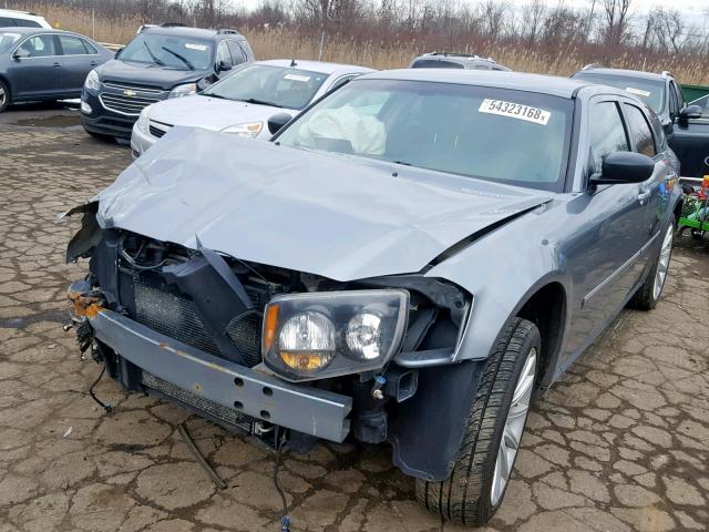 2D4FV47V47H623943 - 2007 DODGE MAGNUM SXT GRAY photo 2