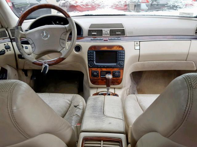 WDBNG84J55A435261 - 2005 MERCEDES-BENZ S 500 4MAT GRAY photo 9