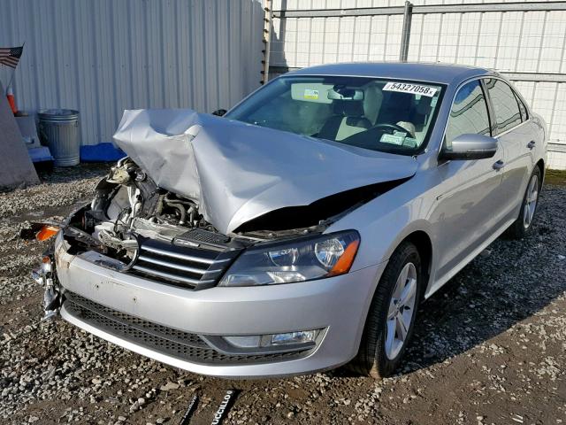 1VWAT7A30FC114260 - 2015 VOLKSWAGEN PASSAT S SILVER photo 2