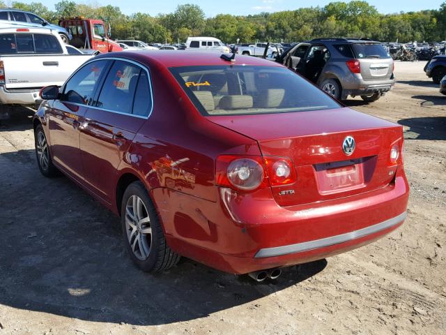 3VWSF71K56M620104 - 2006 VOLKSWAGEN JETTA 2.5 RED photo 3