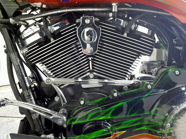 1HD1FBC15HB617976 - 2017 HARLEY-DAVIDSON FLHR ROAD TWO TONE photo 12