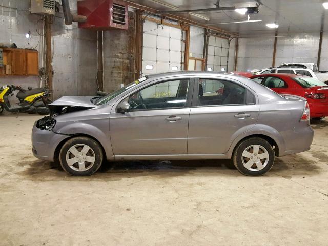 KL1TD5DE0AB046980 - 2010 CHEVROLET AVEO LS GRAY photo 9