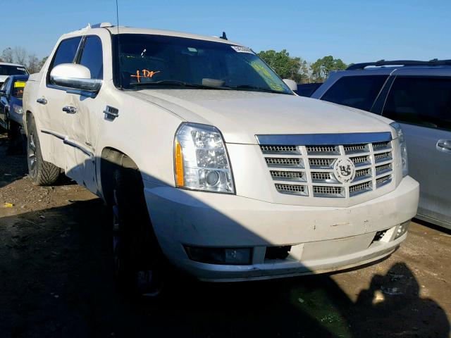 3GYT4NEFXBG182178 - 2011 CADILLAC ESCALADE E WHITE photo 1