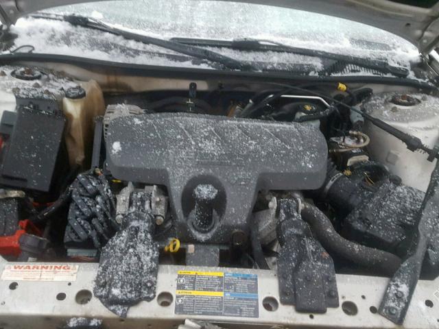 2G2WP582361310444 - 2006 PONTIAC GRAND PRIX SILVER photo 7