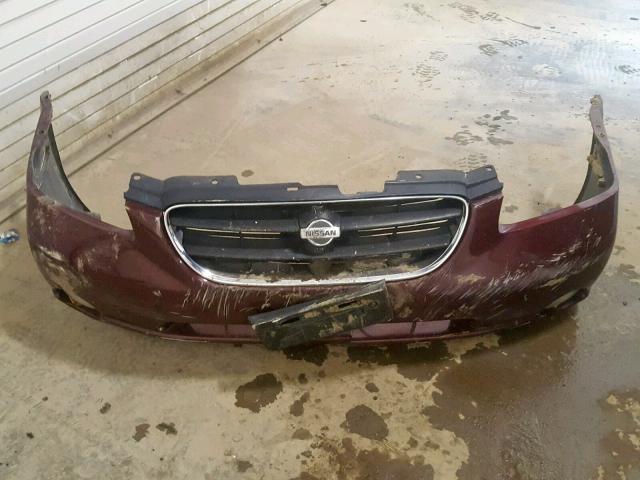 JN1CA31D11T806557 - 2001 NISSAN MAXIMA GXE MAROON photo 9