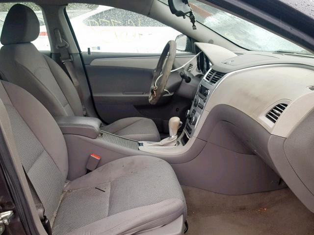 1G1ZB5E05CF291659 - 2012 CHEVROLET MALIBU LS 灰色 照片 5