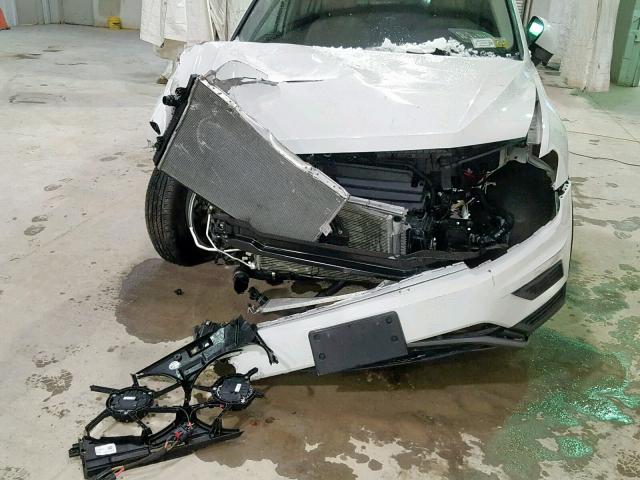 3VV0B7AX6JM063537 - 2018 VOLKSWAGEN TIGUAN S WHITE photo 9