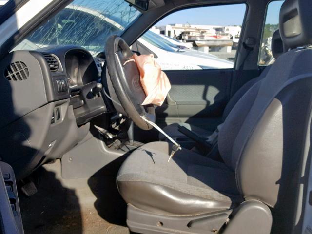 4S6CK58W1X4418490 - 1999 HONDA PASSPORT E თეთრი ფოტო 5