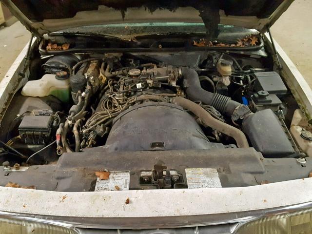 2FALP73W7VX118417 - 1997 FORD CROWN VICT WHITE photo 7