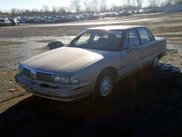 1G3CX52K3S4303242 - 1995 OLDSMOBILE 98 REGENCY GOLD photo 2