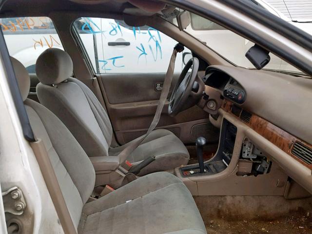 1N4BU31FXPC230807 - 1993 NISSAN ALTIMA XE WHITE photo 5