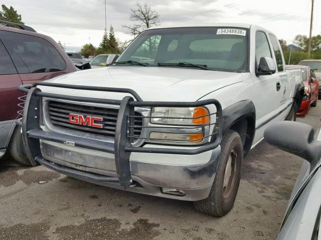 1GTEK19V21Z227661 - 2001 GMC NEW SIERRA WHITE photo 2