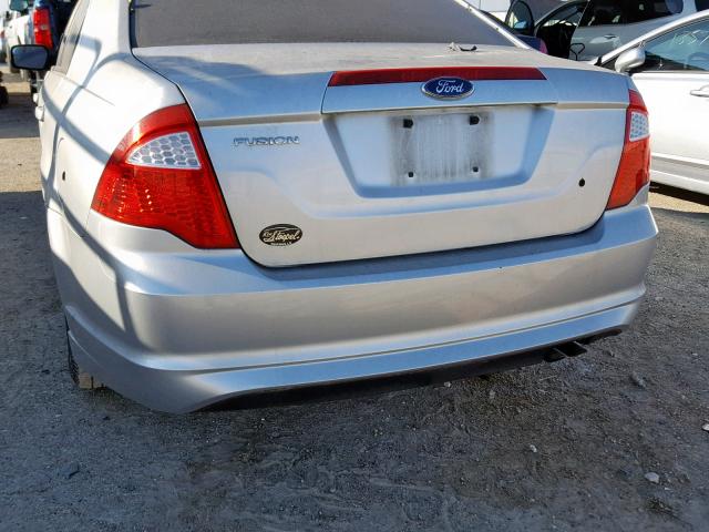 3FAHP0GA3BR337218 - 2011 FORD FUSION S SILVER photo 9