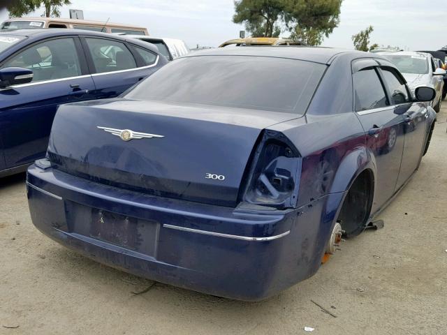 2C3KA53GX6H142800 - 2006 CHRYSLER 300 TOURIN BLUE photo 4