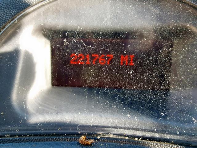 2G2WP522851138676 - 2005 PONTIAC GRAND PRIX SILVER photo 8