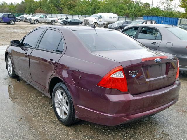 3FAHP0GA2BR272068 - 2011 FORD FUSION S MAROON photo 3