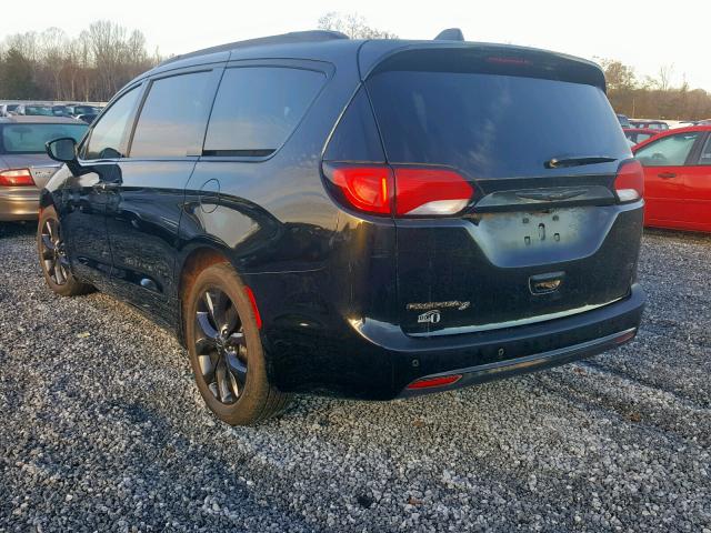 2C4RC1BG9JR165101 - 2018 CHRYSLER PACIFICA T BLACK photo 3