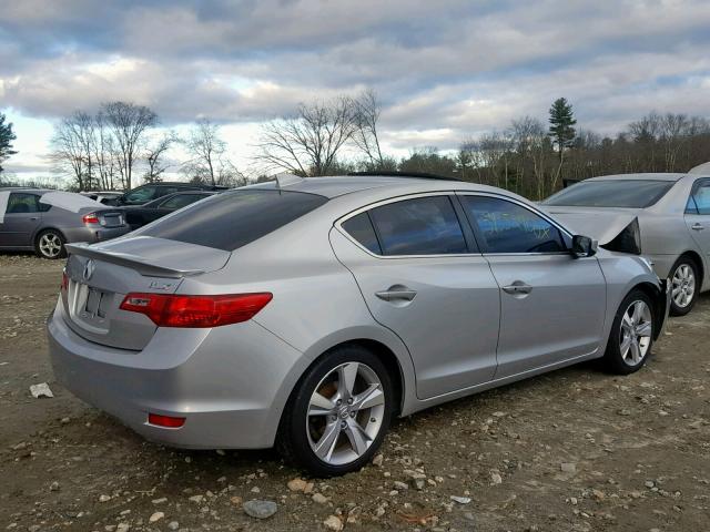 19VDE2E54DE000298 - 2013 ACURA ILX 24 PRE SILVER photo 4