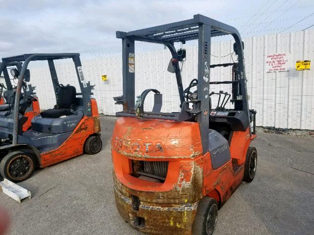 98347 - 2007 TOYOTA FORKLIFT ORANGE photo 4