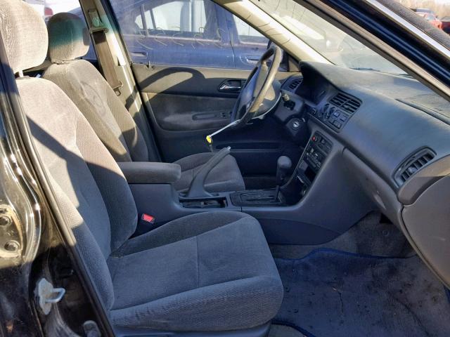 1HGCD5639VA027068 - 1997 HONDA ACCORD LX BLACK photo 5