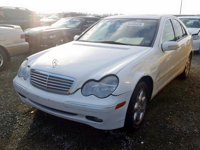 WDBRF61J12F285886 - 2002 MERCEDES-BENZ C 240 WHITE photo 2