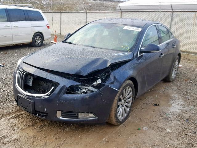 2G4GS5EV4D9226897 - 2013 BUICK REGAL PREM BLUE photo 2