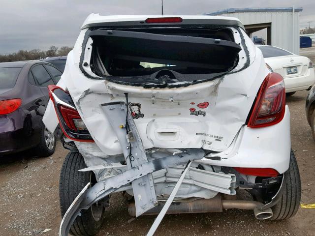 KL4CJESB5HB027047 - 2017 BUICK ENCORE PRE WHITE photo 9