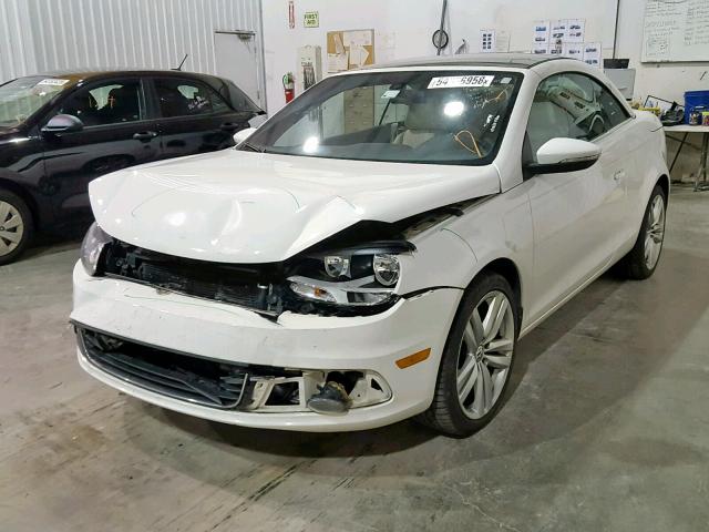 WVWFW7AH5CV002629 - 2012 VOLKSWAGEN EOS LUX 白色 照片 2