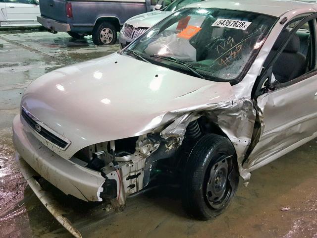 KNADC123226179130 - 2002 KIA RIO SILVER photo 9