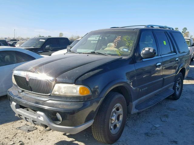 5LMFU28A1YLJ43274 - 2000 LINCOLN NAVIGATOR 黑色 照片 2