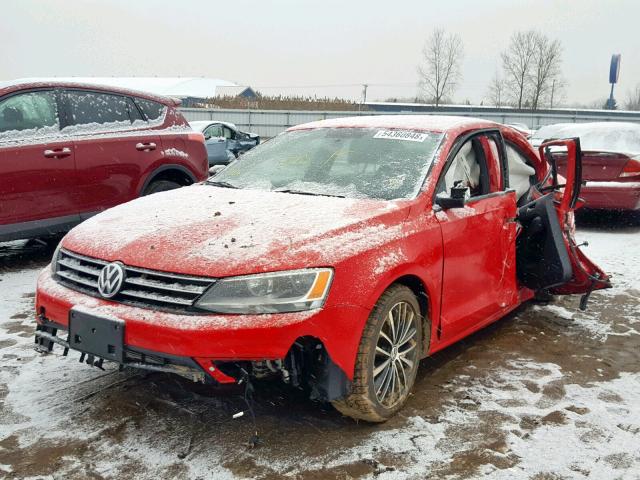 3VWD17AJ5GM303410 - 2016 VOLKSWAGEN JETTA SPOR RED photo 2