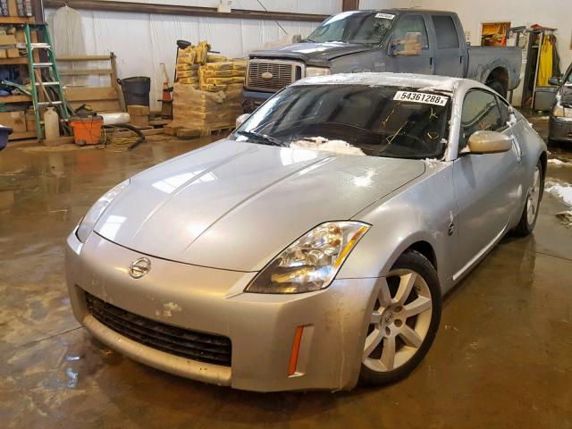 JN1AZ34D15M602143 - 2005 NISSAN 350Z COUPE SILVER photo 2