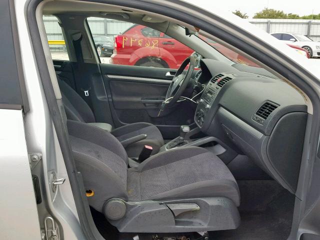 3VWPF71K86M791581 - 2006 VOLKSWAGEN JETTA VALU SILVER photo 5