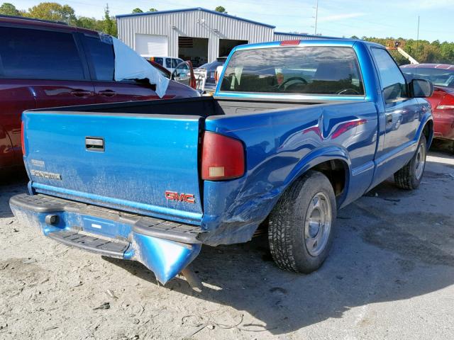 1GTCS145728135967 - 2002 GMC SONOMA BLUE photo 4