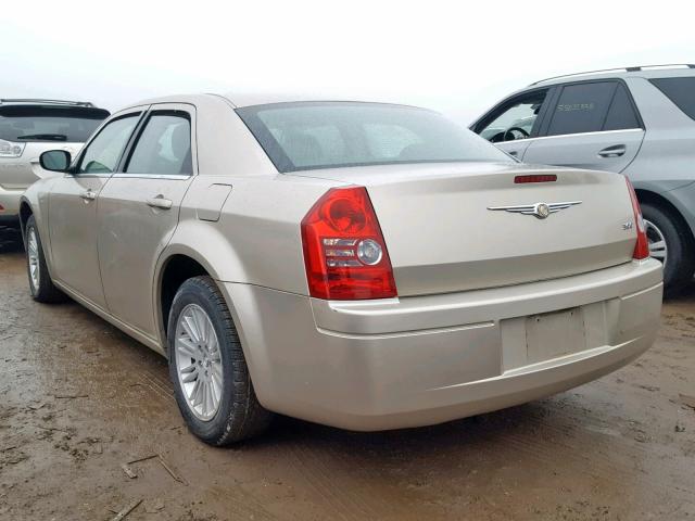 2C3KA43DX9H529710 - 2009 CHRYSLER 300 LX GOLD photo 3