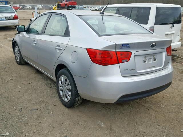 KNAFU4A22B5464772 - 2011 KIA FORTE EX SILVER photo 3