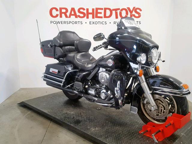1HD1FCW196Y672006 - 2006 HARLEY-DAVIDSON FLHTCUI BLACK photo 19