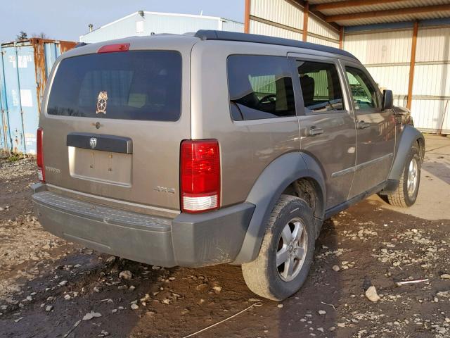 1D8GU28KX7W581875 - 2007 DODGE NITRO SXT BEIGE photo 4