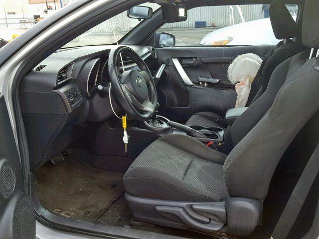 JTKJF5C75C3034049 - 2012 TOYOTA SCION TC ვერცხლისფერი ფოტო 5