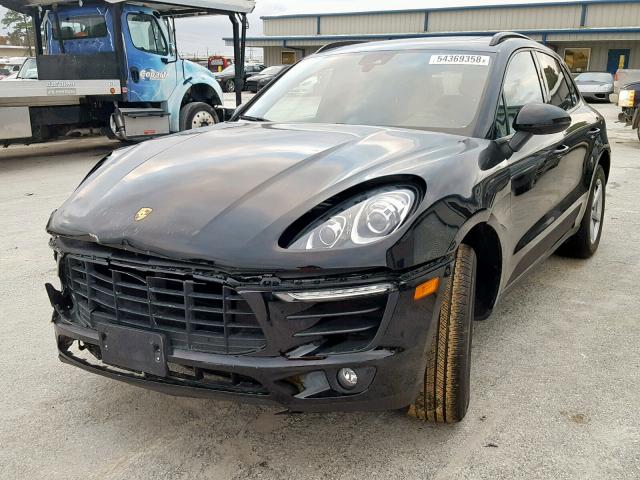 WP1AA2A5XHLB09095 - 2017 PORSCHE MACAN BLACK photo 2