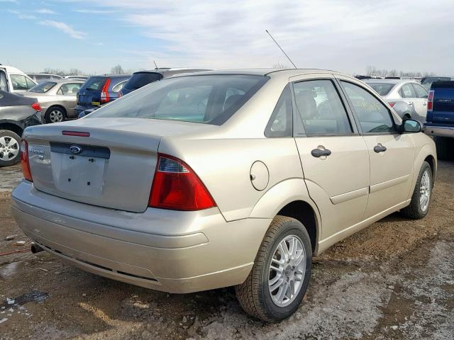 1FAFP34N07W254317 - 2007 FORD FOCUS ZX4 GOLD photo 4