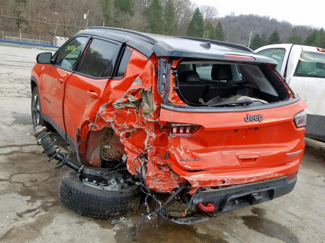 3C4NJDDB2JT131067 - 2018 JEEP COMPASS TR ORANGE photo 3