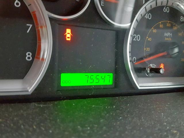 KL1TD6DE1AB135415 - 2010 CHEVROLET AVEO LS YELLOW photo 8