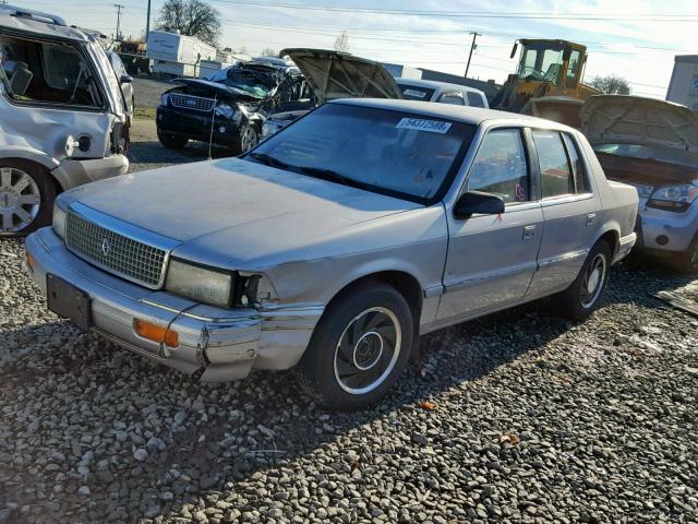 1P3XA46K4NF111621 - 1992 PLYMOUTH ACCLAIM GRAY photo 2