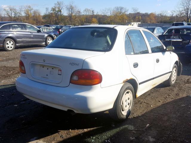 KMHVF14N5TU271533 - 1996 HYUNDAI ACCENT BAS WHITE photo 4