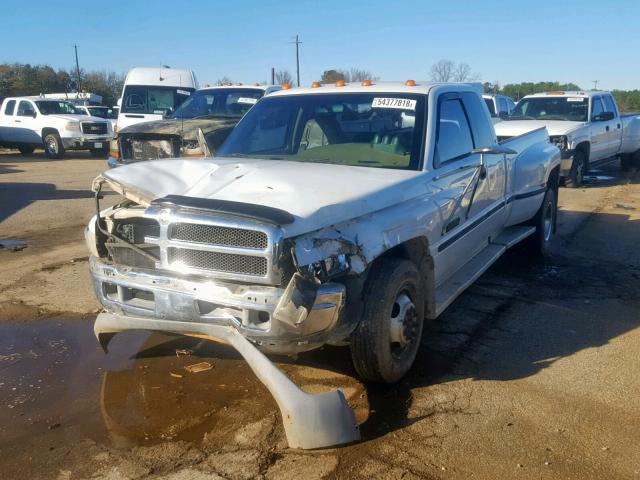 1B7MC33D8WJ154547 - 1998 DODGE RAM 3500 WHITE photo 2